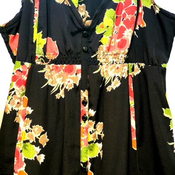 Floral Spagetti Strap Midi Dress- Size 4 - Picture 9 of 9